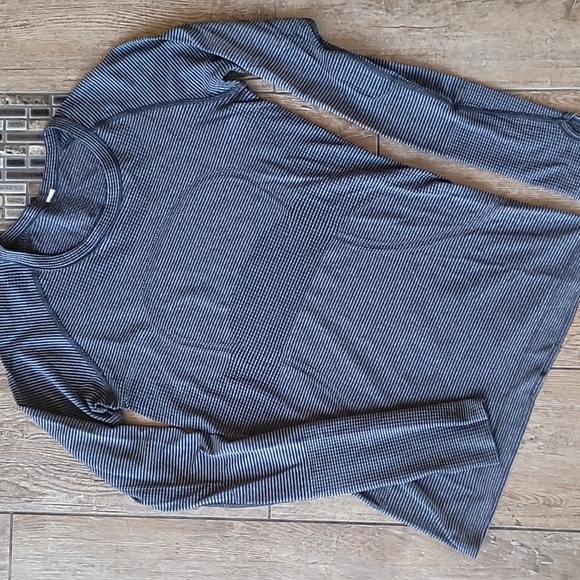 lululemon athletica Tops - LULULEMON SWIFTLY LS